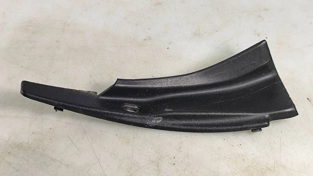 Wiper trim GS1F51PB1