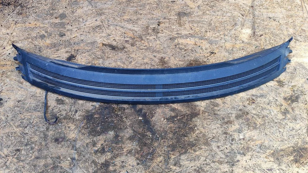 Wiper trim 8200096763