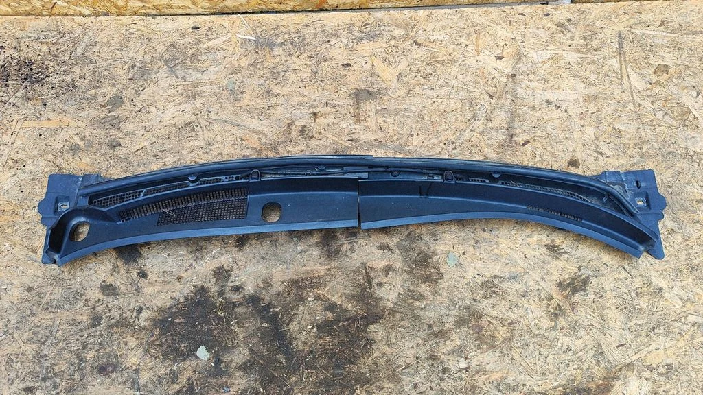Wiper trim GS1F507R1