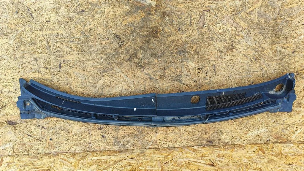 Wiper trim GS1F507R1