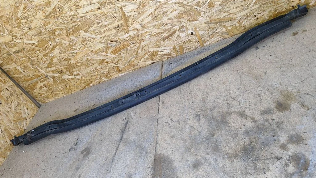 Wiper trim – Citroen C4 I (2004-2010)