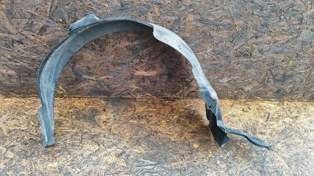 Esimene rattakoopa katteliist / porikaitse 868131H000