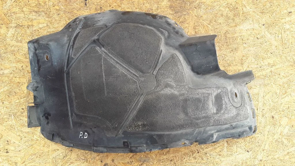 Front wheel arch liner splash guards 13241162