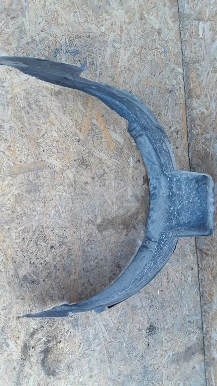 Front wheel arch liner splash guards 7M0809958