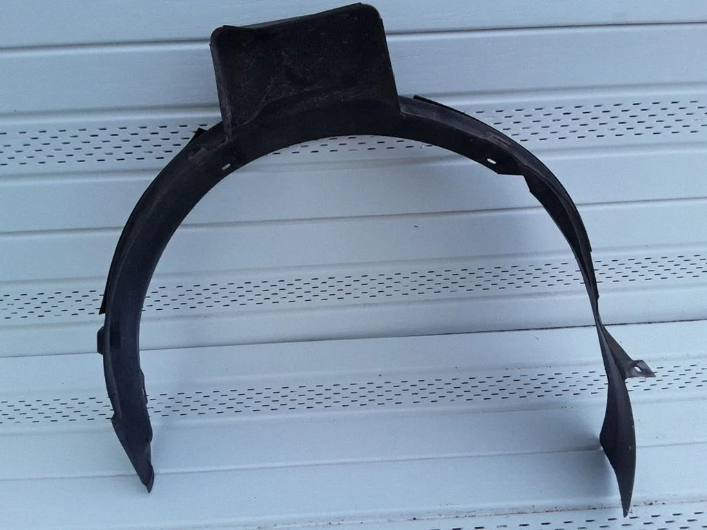 Front wheel arch liner splash guards 7M0809957