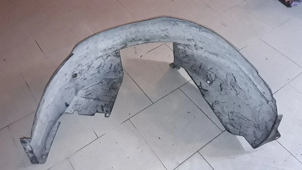 Front wheel arch liner splash guards 9622097480