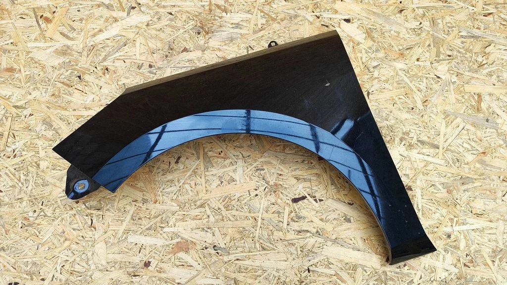 Fender – Ford Fiesta (2017-), left