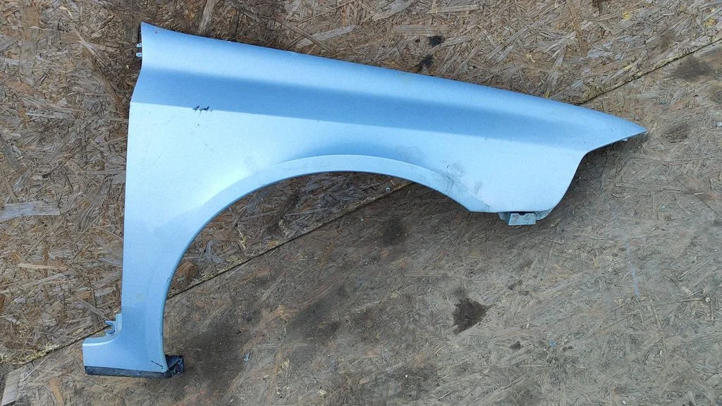 Fender – Renault Laguna II (2001-2007)