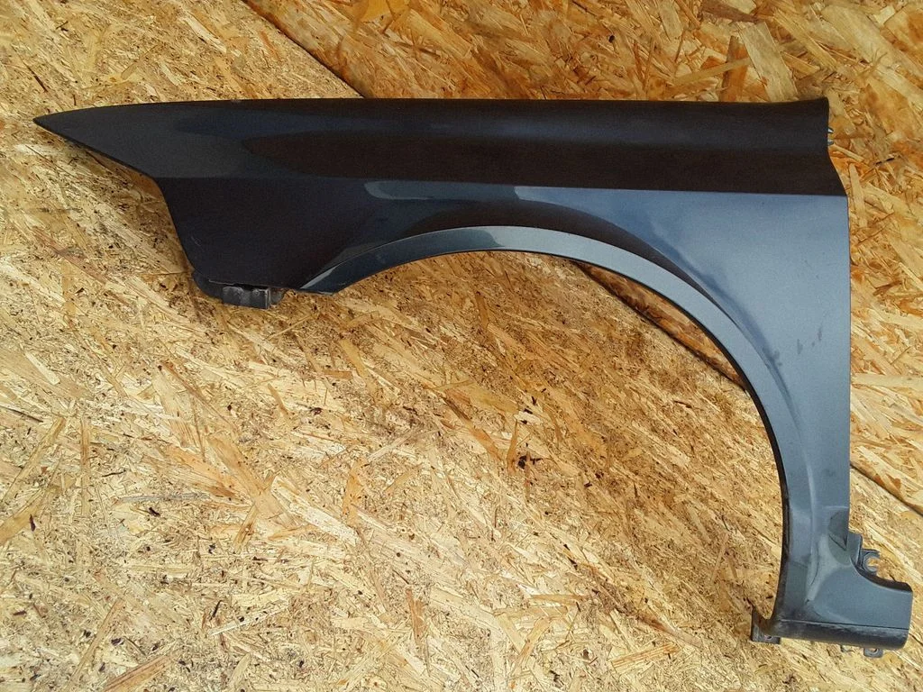 Fender – Renault Laguna II (2001-2007)