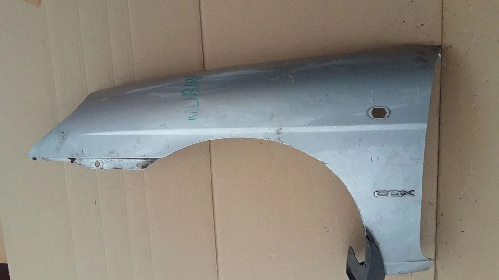 Fender – left