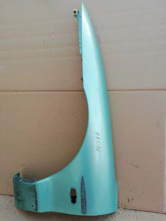 Fender – left
