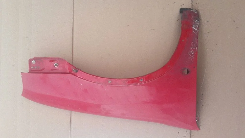 Fender – Opel Corsa B (1993-2000)