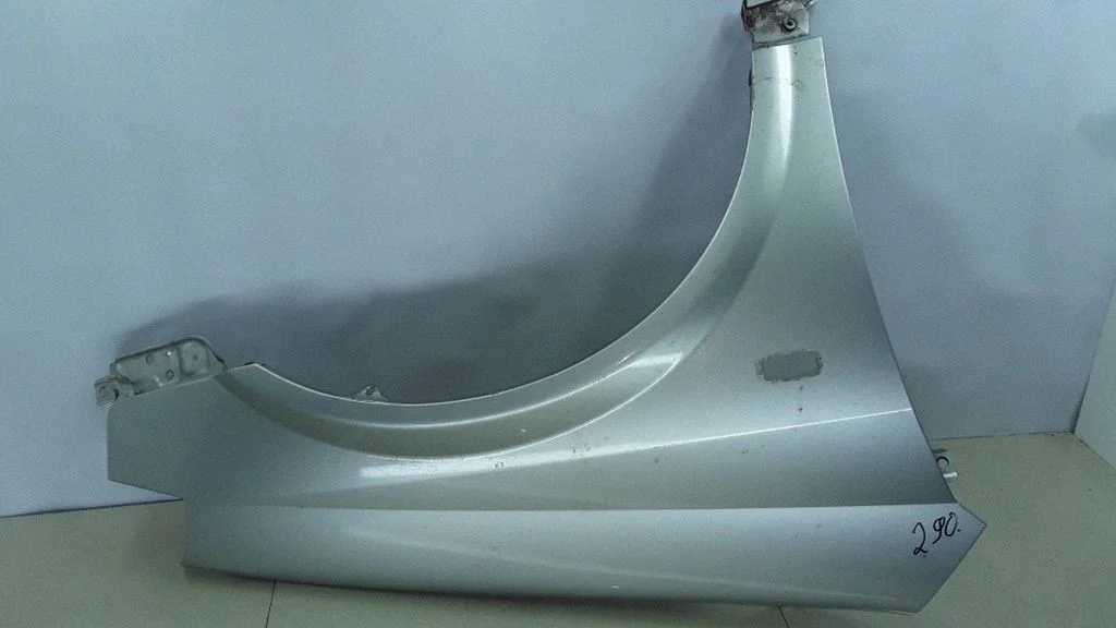 Fender – Nissan Primera (2002-2007)