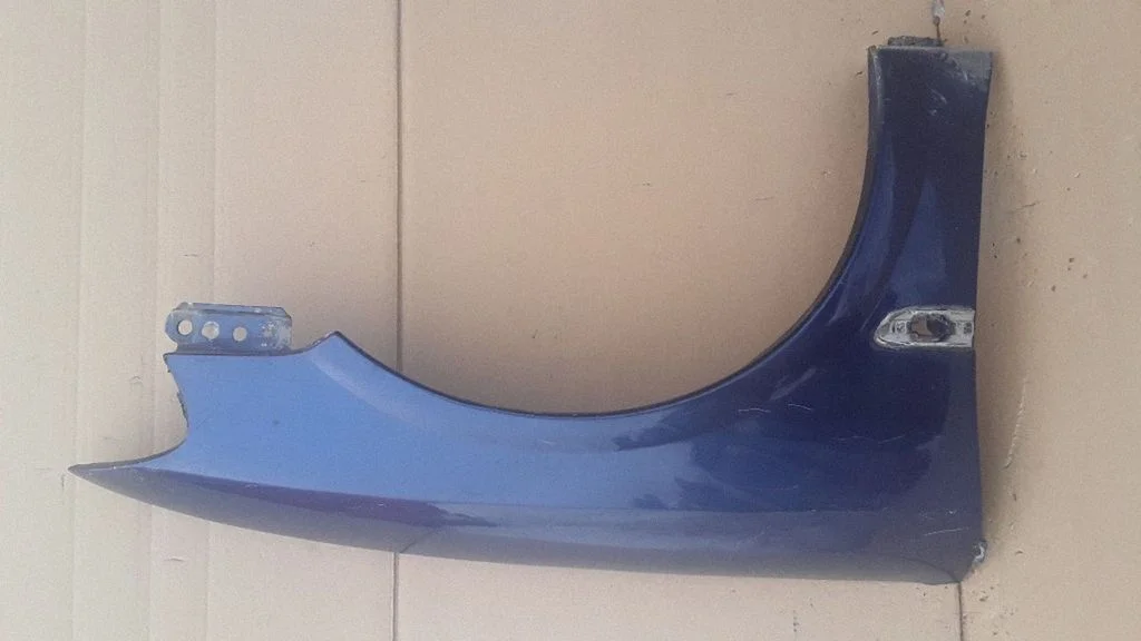 Fender – Opel Vectra B (1996-2002)