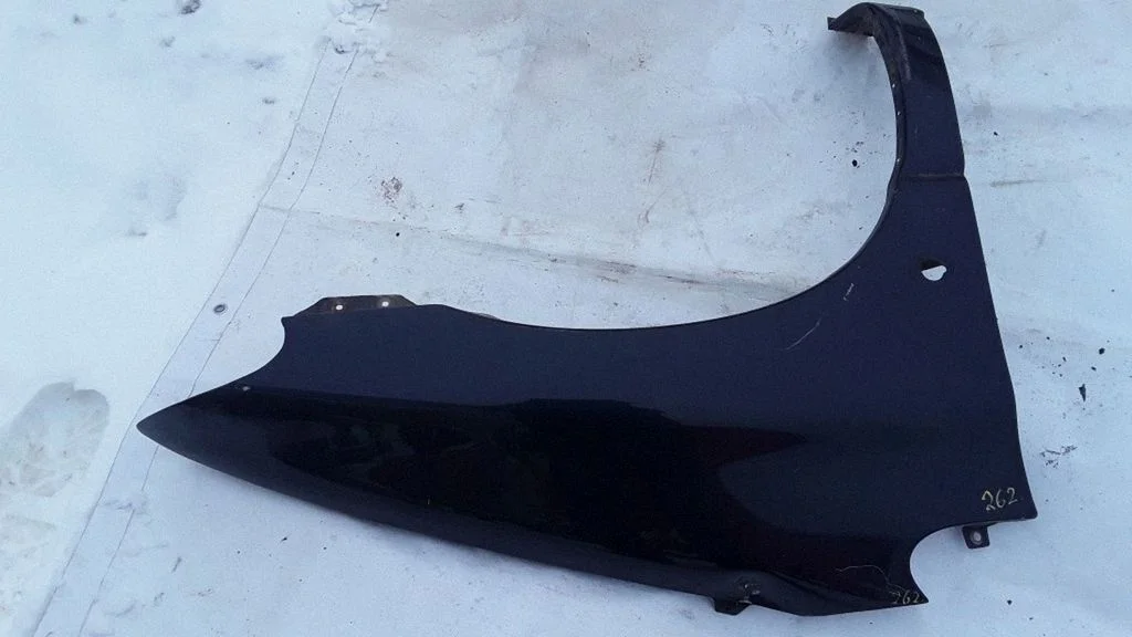 Fender – Chrysler Grand Voyager III (1995-2000)