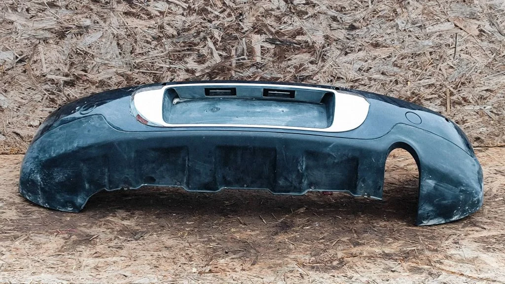 Rear bumper 9801880