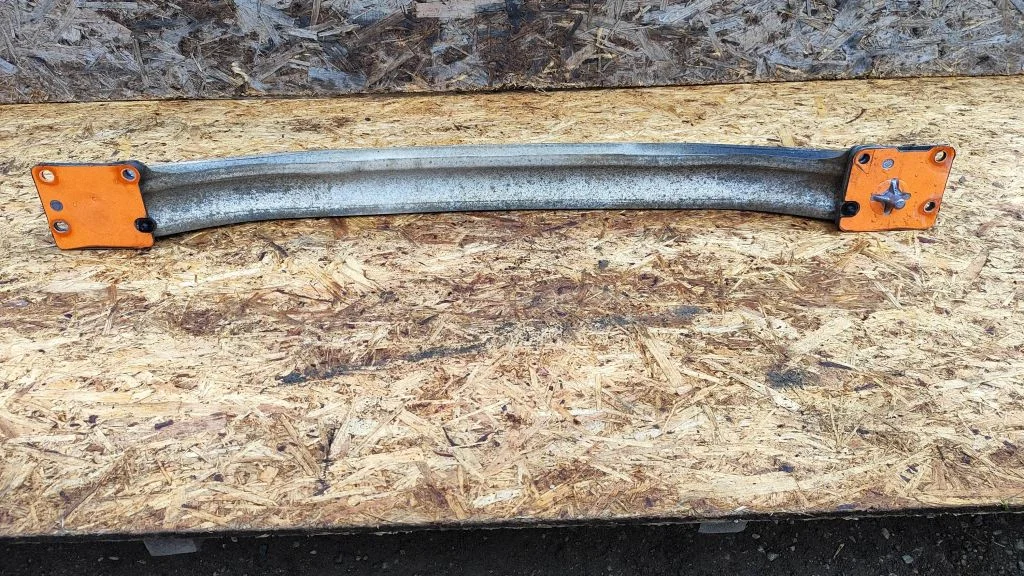 Tagumise kaitseraua põikitala 9652943580