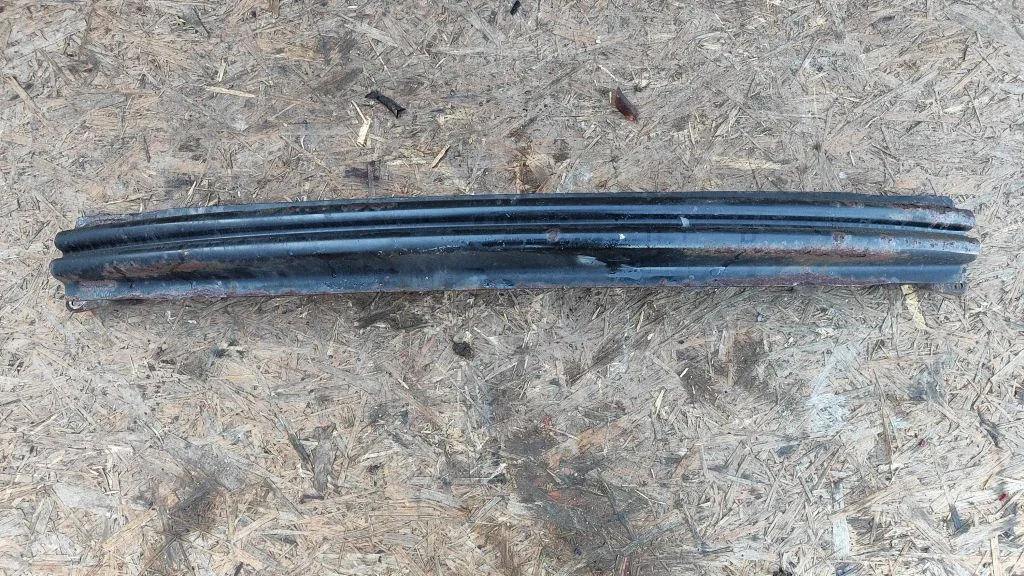 Rear bumper cross member – Volkswagen Eos (2006-2010)