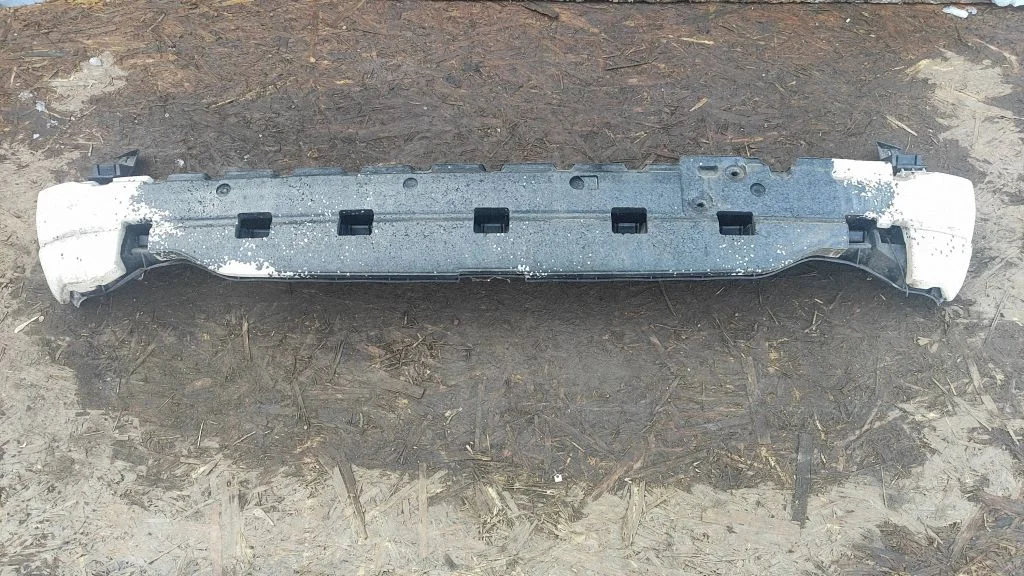 Rear bumper cross member – Volvo V70 (2000-2004)
