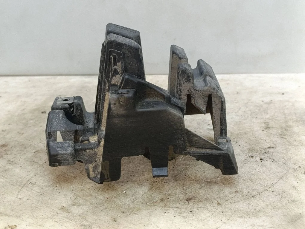 Tagumise kaitseraua kinnitusklamber – Citroen C5 (2008-2016)