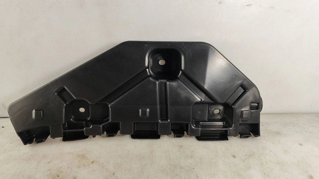 Rear bumper mounting bracket 850453159R – Dacia Dokker (2012-)
