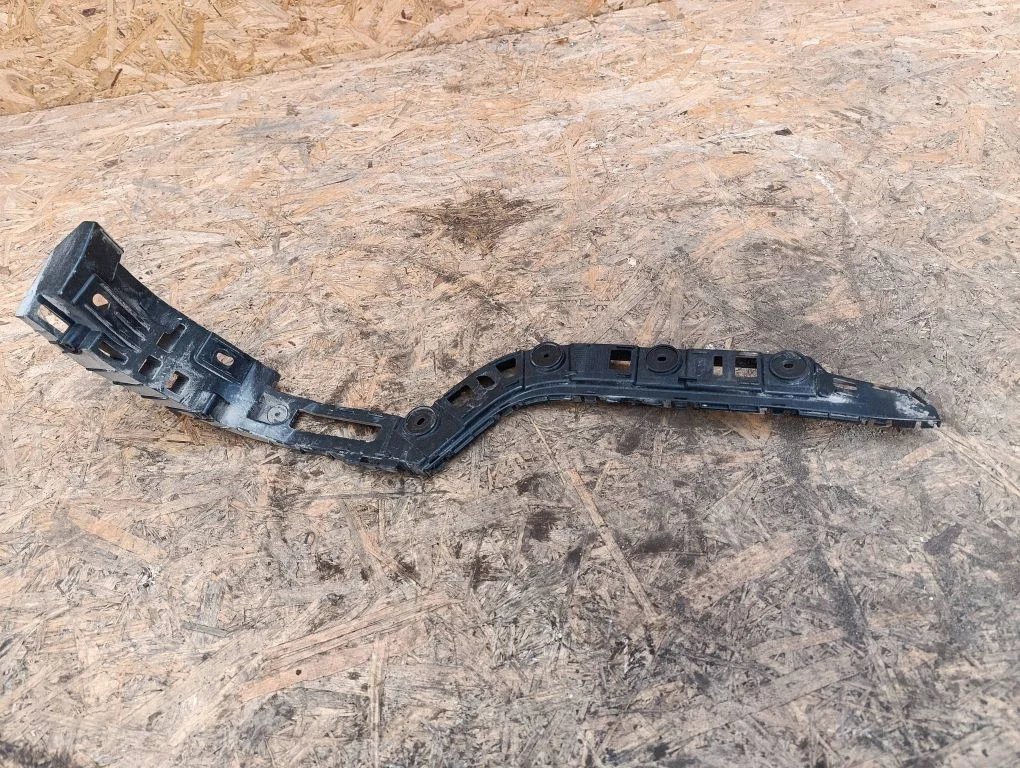 Rear bumper mounting bracket 3AF807394
