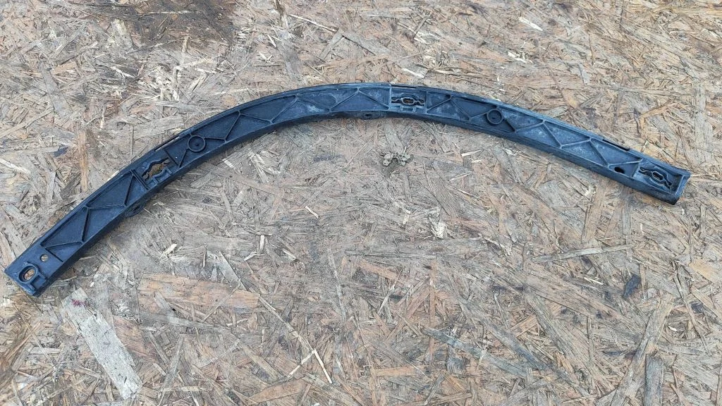Rear bumper mounting bracket A4546020114