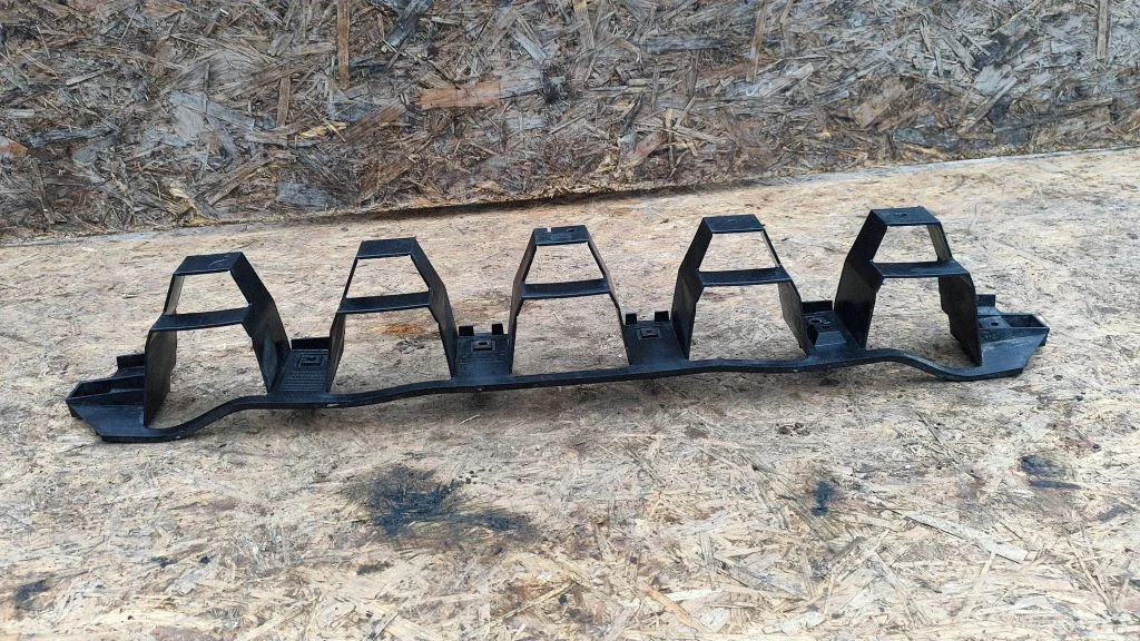 Rear bumper mounting bracket 30698691