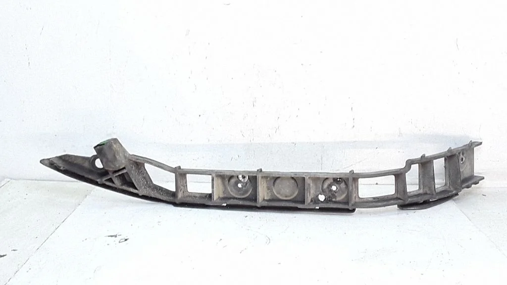 Tagumise kaitseraua kinnitusklamber – Opel Meriva A (2003-2010)