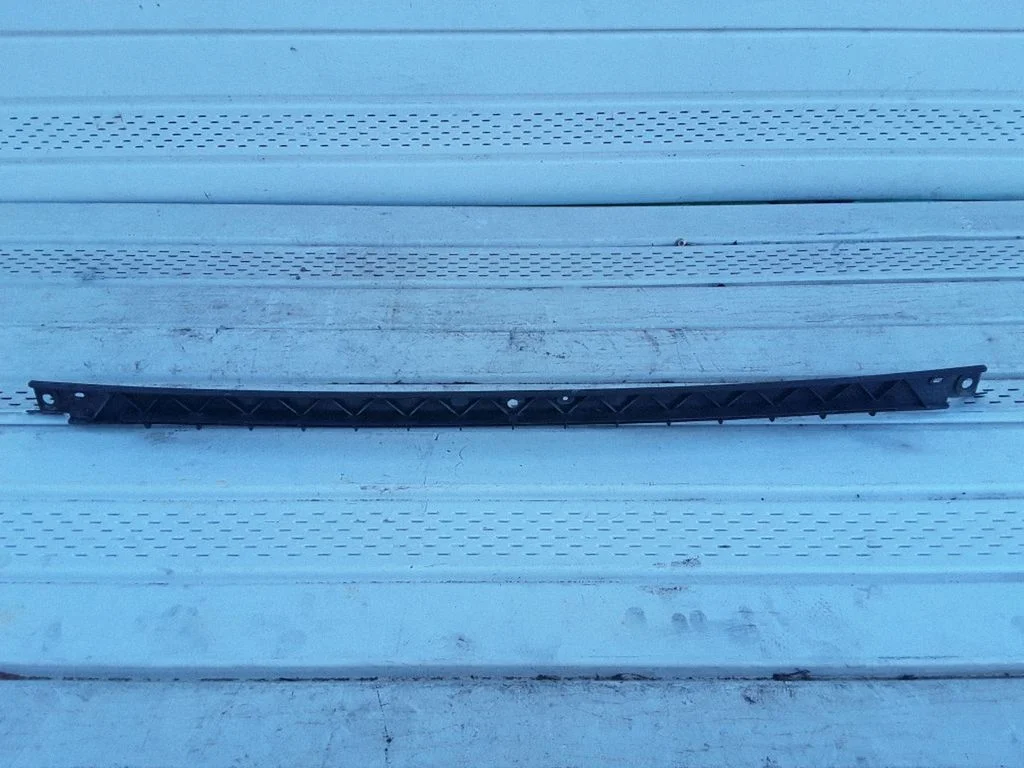 Tagumise kaitseraua kinnitusklamber 12786018