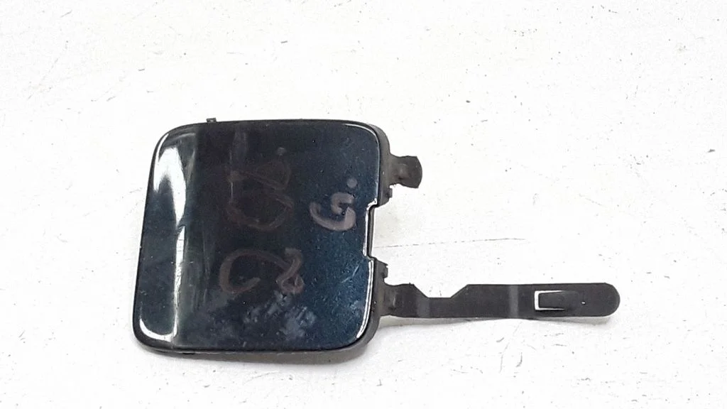Rear bumper row hook cap/cover – Renault Laguna II (2001-2007)