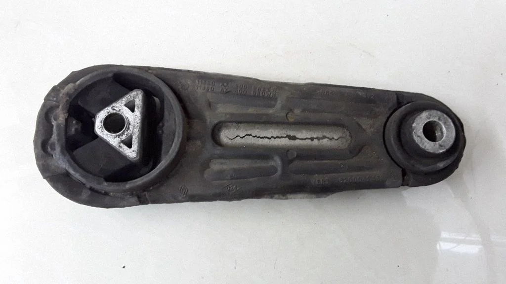 Gearbox mount – Renault Megane II (2002-2005)