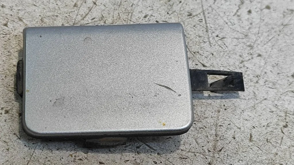 Rear bumper row hook cap/cover – Citroen C4 I (2004-2010)