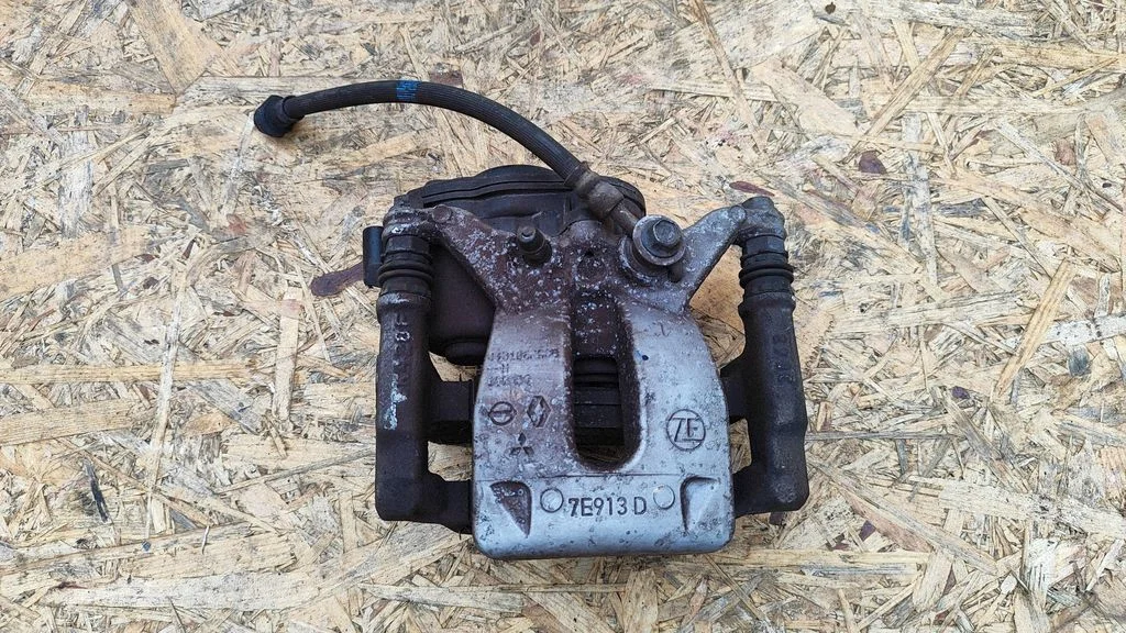 Rear brake caliper – Nissan Qashqai J12 (2021-)