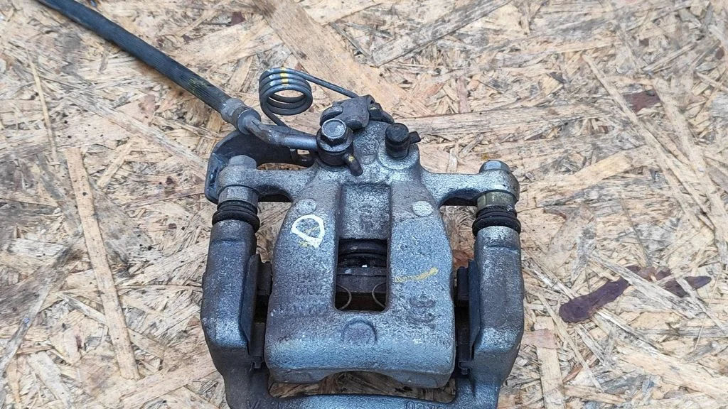 Tagumine pidurisadul SC02