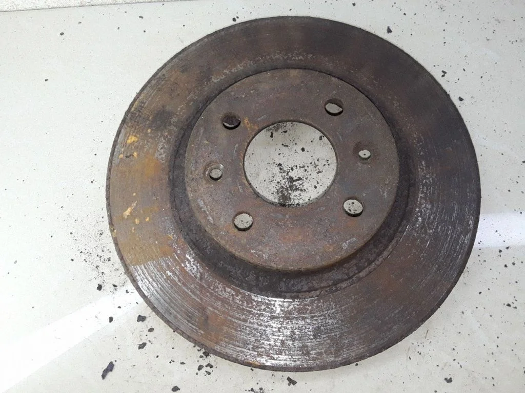 Front brake disc – Renault Kangoo I (2003-2008)