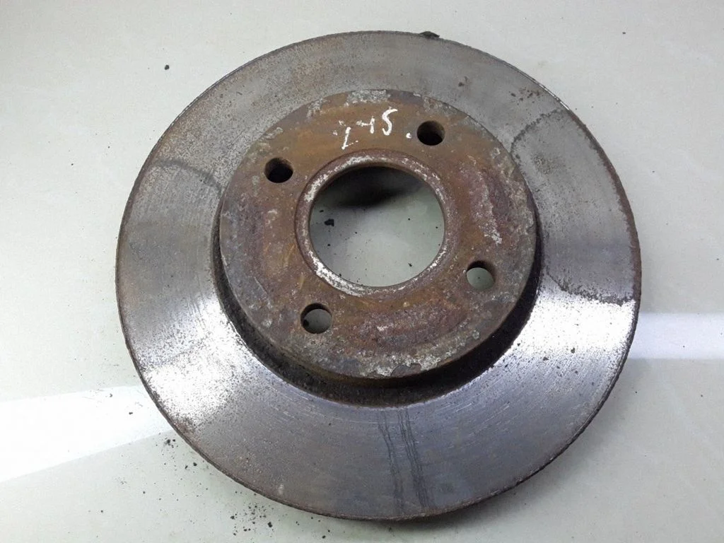 Front brake disc – Ford Focus (1998-2004)