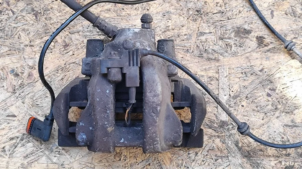 Rear brake caliper A2125401705