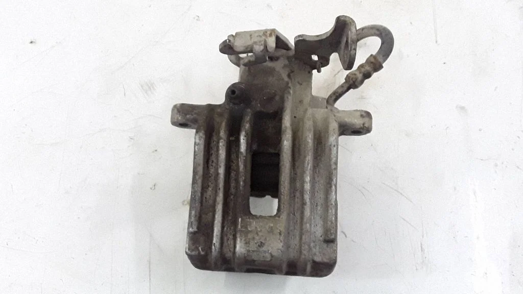 Tagumine pidurisadul – Volkswagen Passat B5.5 (2001-2005)