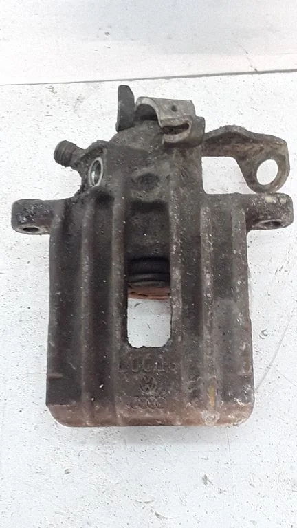 Rear brake caliper – Audi A3 S3 8L (1996-2003)