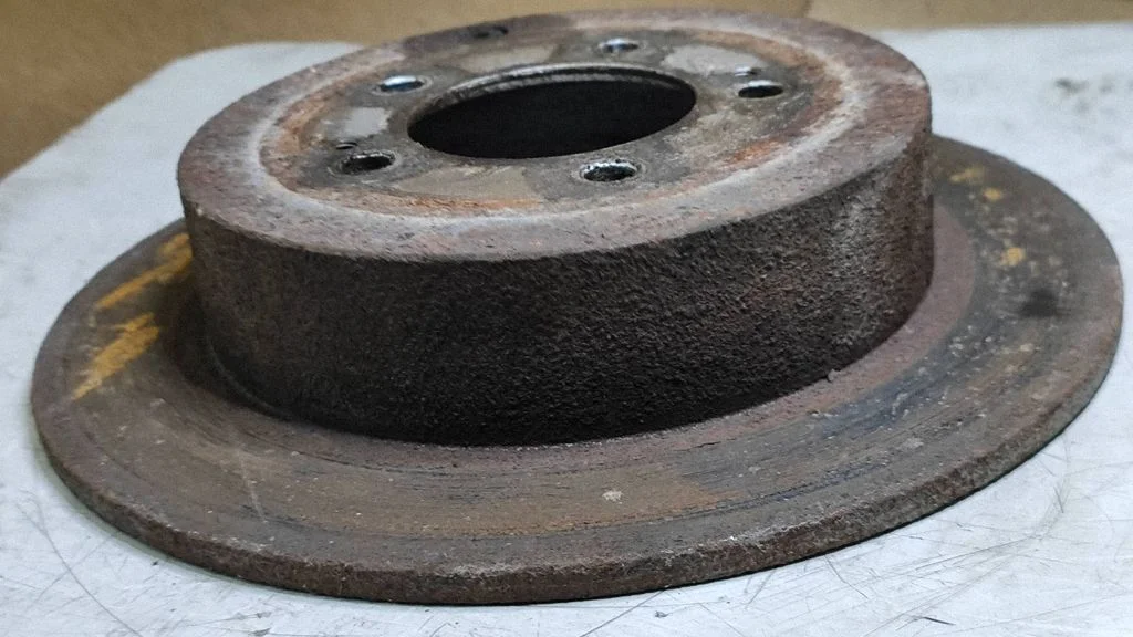 Tagumine piduriketas