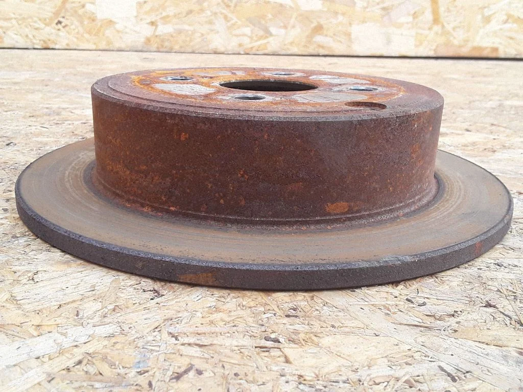 Rear brake disc – Toyota Matrix (E130) (2001-2008)