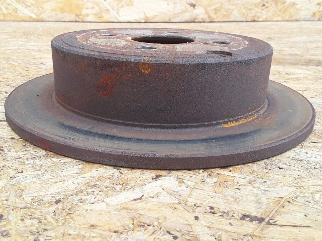 Rear brake disc – Toyota Matrix (E130) (2001-2008)