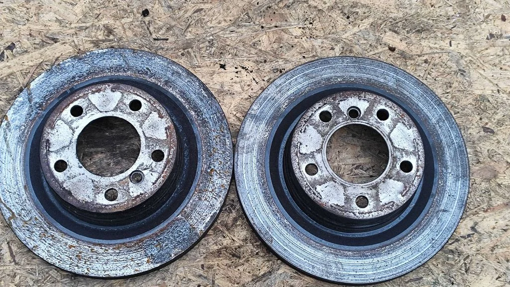 Rear brake disc – BMW 3 Series E90 E91 (2005-2012)