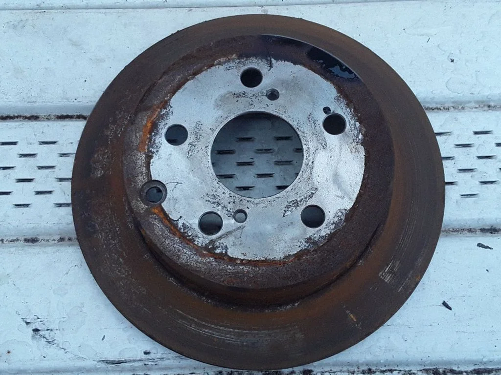 Rear brake disc – Toyota Avensis T250 (2003-2006)