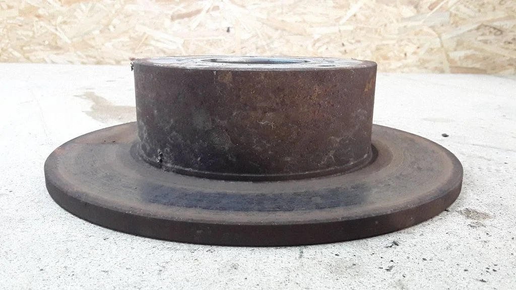 Rear brake disc – Volkswagen Passat B5.5 (2001-2005)