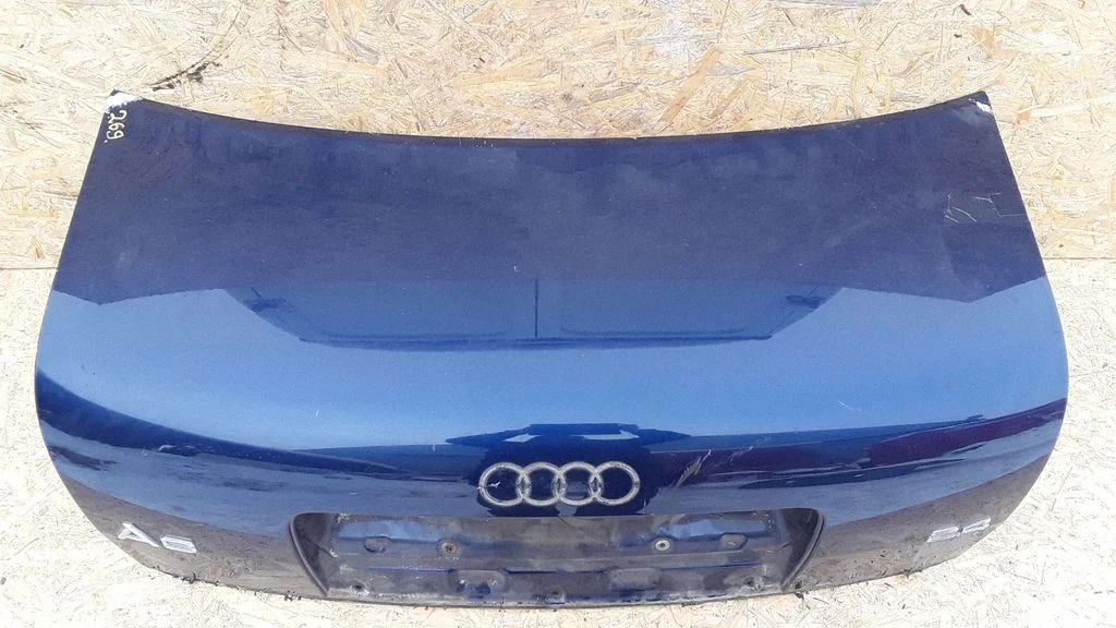 Tailgate/trunk/boot lid