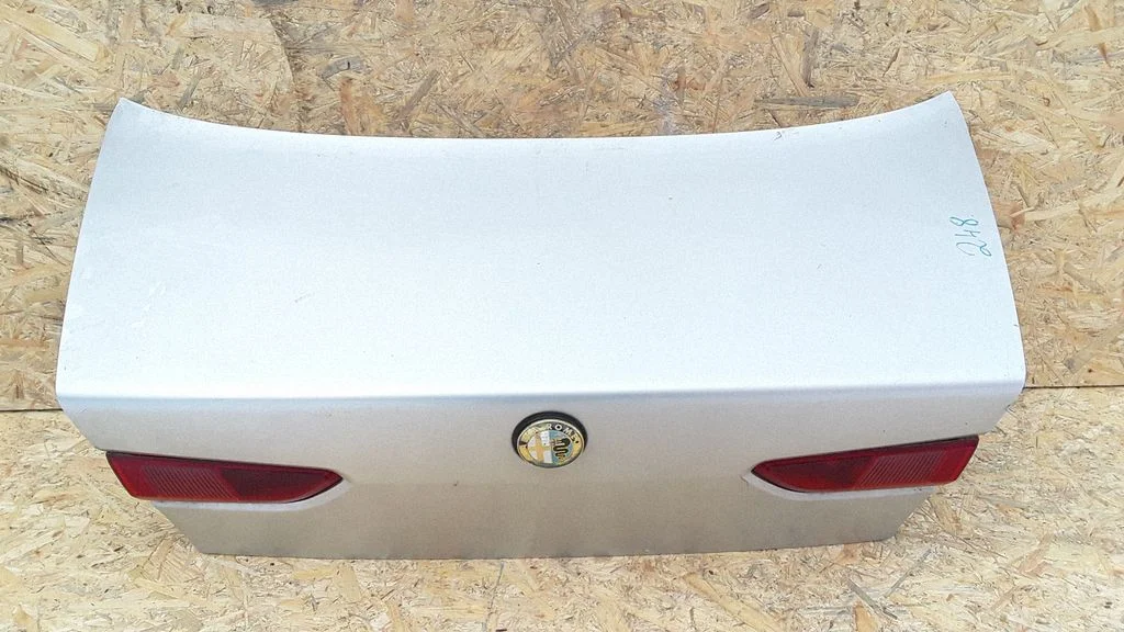 Tailgate/trunk/boot lid