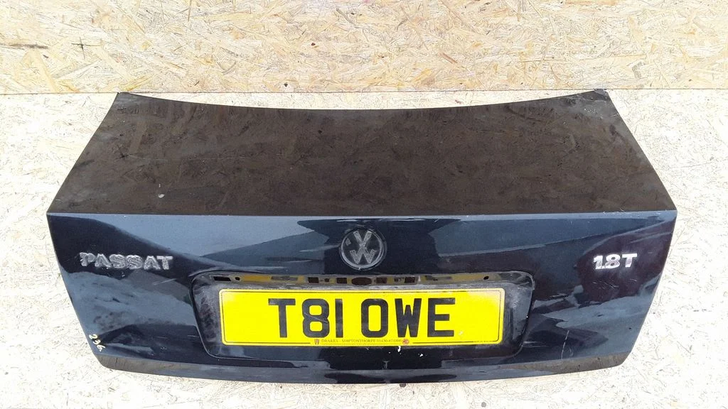 Tailgate/trunk/boot lid