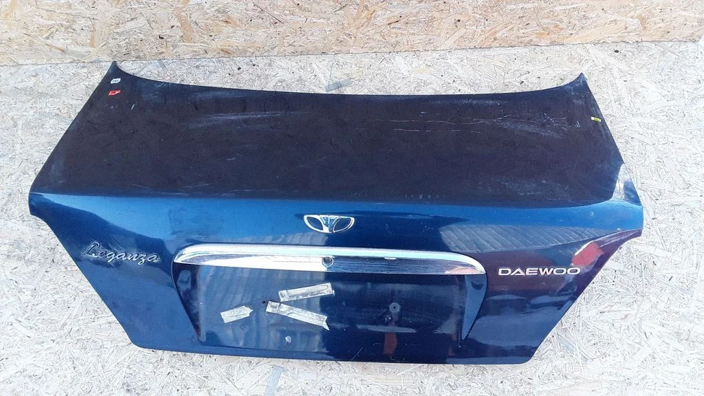 Tailgate/trunk/boot lid